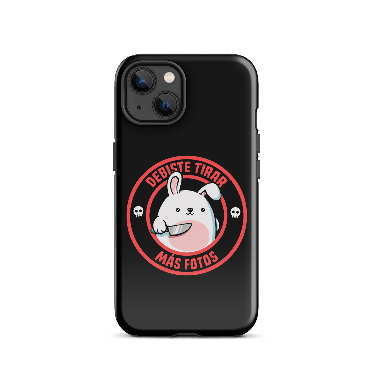 A cute white cartoon bunny with a pink belly stands holding a large kitchen knife in one paw. Surrounding the bunny is a red circular border with the words 'DEBISTE TIRAR MÁS FOTOS'. Small skull icons are on either side of the circle. The overall tone is a mix of adorable and ironic humor.