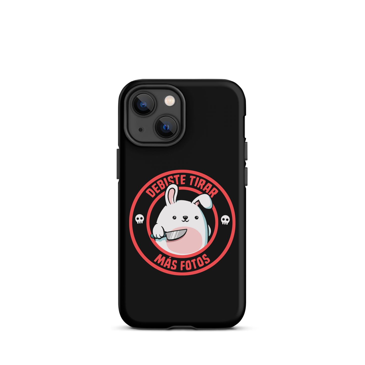 A cute white cartoon bunny with a pink belly stands holding a large kitchen knife in one paw. Surrounding the bunny is a red circular border with the words 'DEBISTE TIRAR MÁS FOTOS'. Small skull icons are on either side of the circle. The overall tone is a mix of adorable and ironic humor.