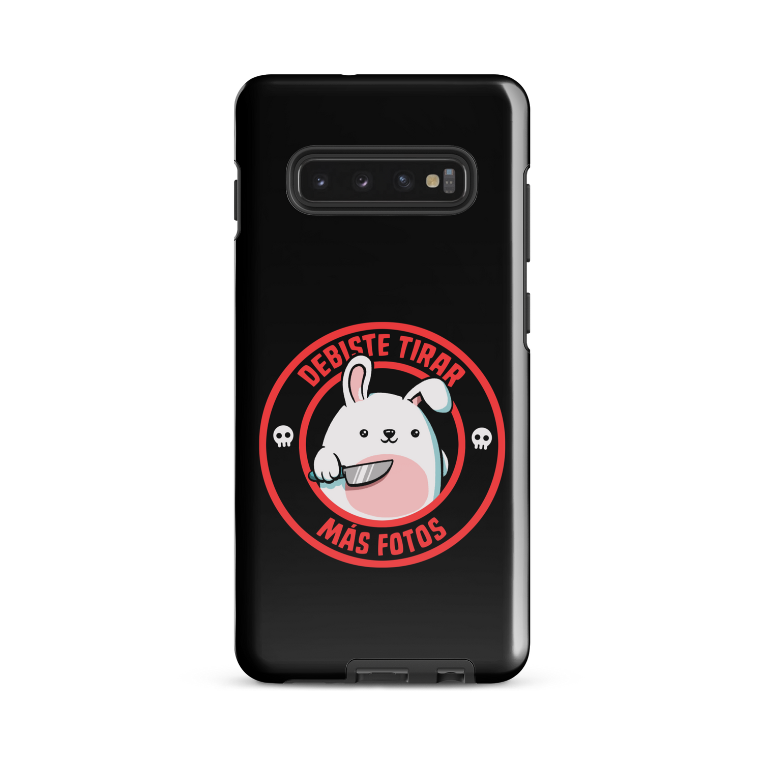 A cute white cartoon bunny with a pink belly stands holding a large kitchen knife in one paw. Surrounding the bunny is a red circular border with the words 'DEBISTE TIRAR MÁS FOTOS'. Small skull icons are on either side of the circle. The overall tone is a mix of adorable and ironic humor.