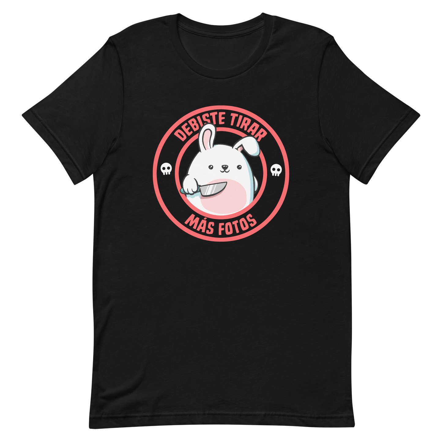 A cute white cartoon bunny with a pink belly stands holding a large kitchen knife in one paw. Surrounding the bunny is a red circular border with the words 'DEBISTE TIRAR MÁS FOTOS'. Small skull icons are on either side of the circle. The overall tone is a mix of adorable and ironic humor.