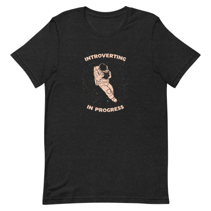 An astronaut floats in space while reading a book, surrounded by twinkling stars. The artwork represents the beauty of introspection and a quiet retreat amidst the universe. Perfect for introverts, passionate readers and dreamers who love the combination of space and tranquility.